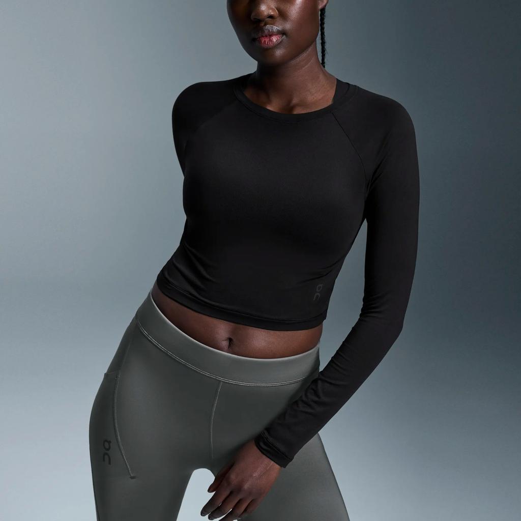 On Running Studio Long Sleeve Crop T-Shirt Women Tops Black 1WF12430553