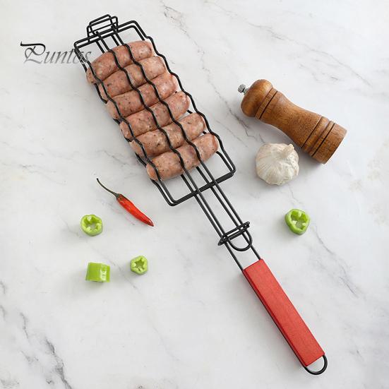 Grillbur med trähandtag ihålig design Återanvändbar utomhuscamping Korv Kött Grönsaksgrillnät
