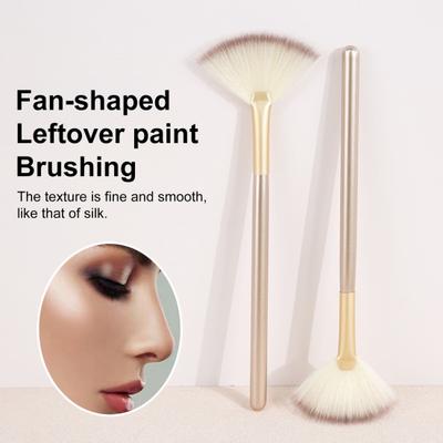 1/2/3/4/5Pcs Facial Fan Brush with Wooden Handle Women Makeup Brush Soft Fluffy Bristles Esthetician Facial Mud Clay Applicator Brush Tools