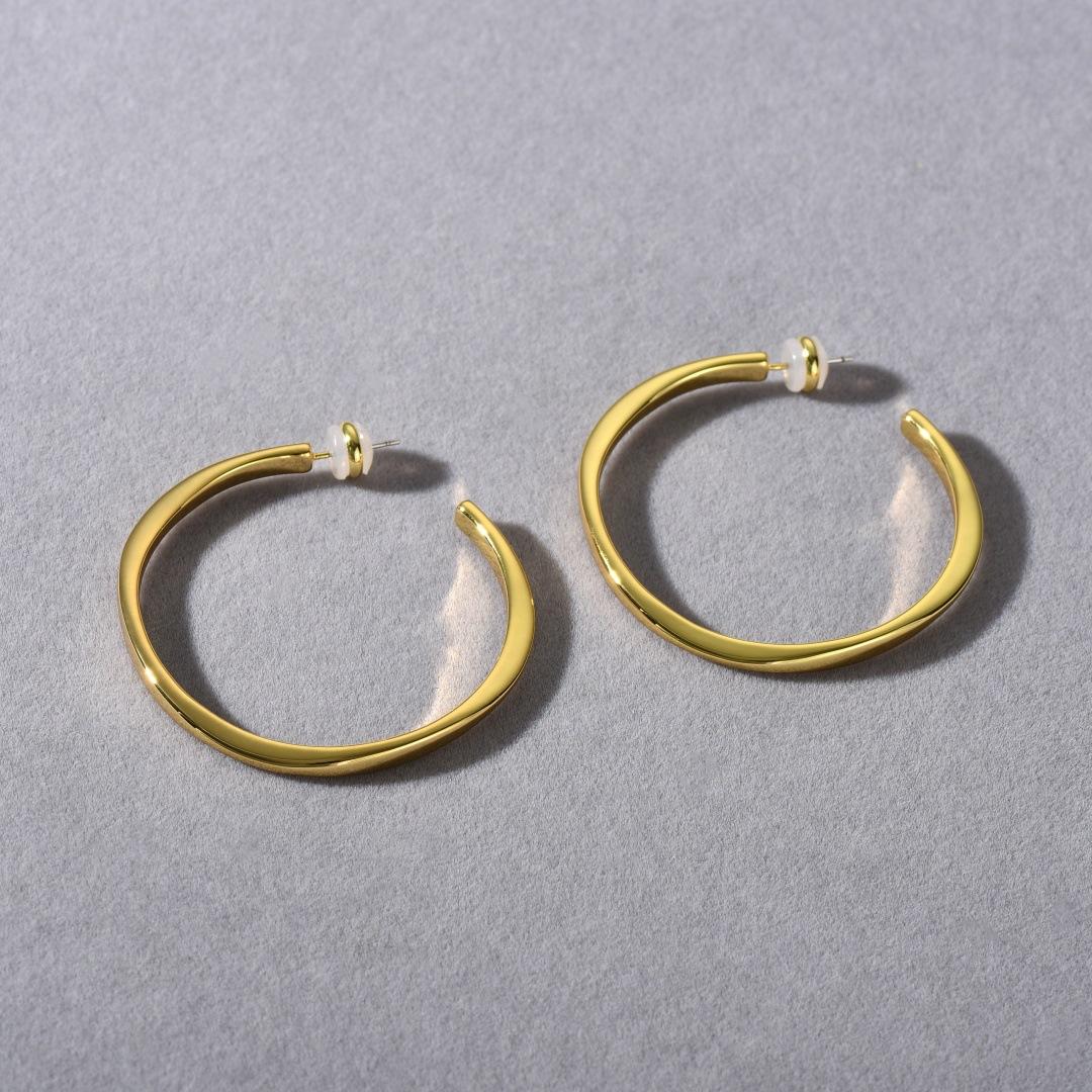 

New Year S New Product Copper Plated 18K Real Gold C-Ring S925 Silver Needle Earrings Personalized Fashion Simple Irregular Earrings