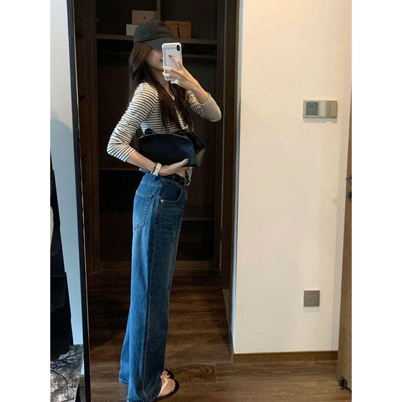 Women's Striped Long Sleeve Round Neck Slim Fit T-shirt for Spring and Autumn