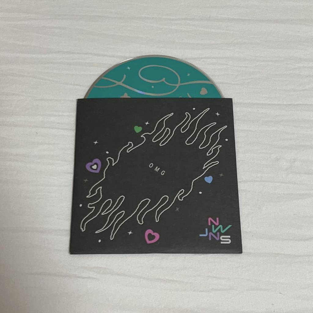 [USED] NewJeans OMG Daniel Album CD with Bonus