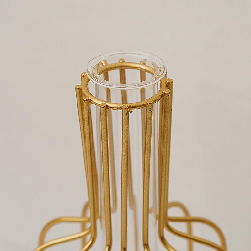 1pc Hollow Out Iron Art Golden Vase, Home Living Room Transparent Simulation Flower Dried Flower Arrangement Container