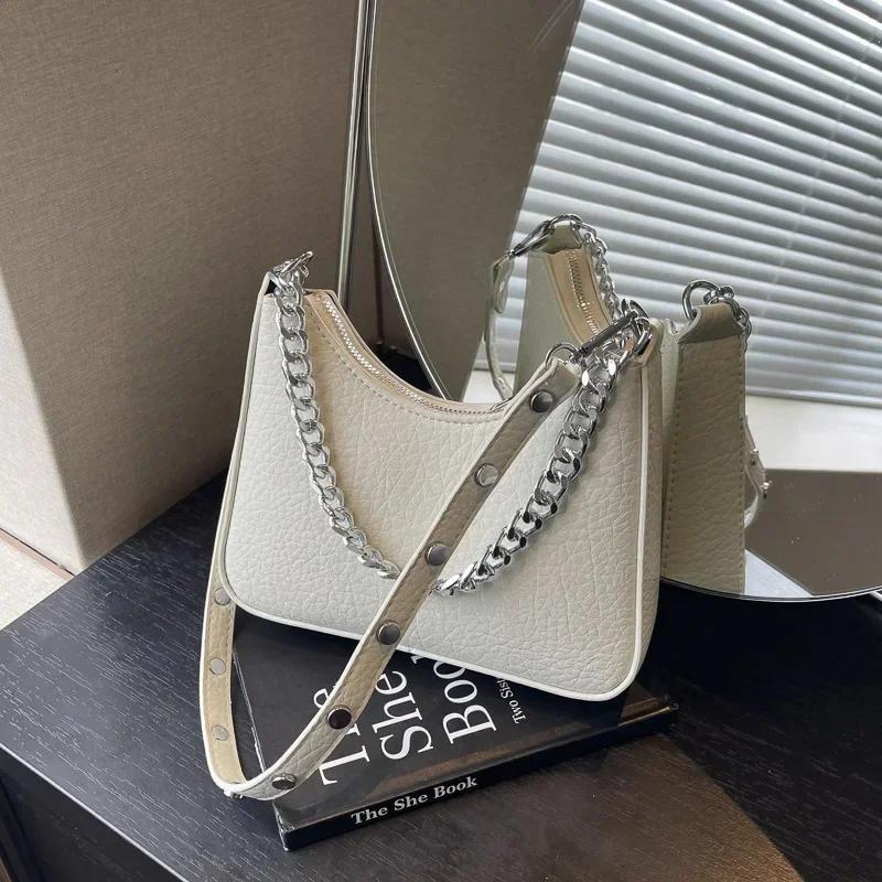 Retro Niche Women's Shoulder Bag  Versatile Crossbody Bag  Single Shoulder Armpit Bag  Popular Fashion  Super Hot  Autumn and Winter