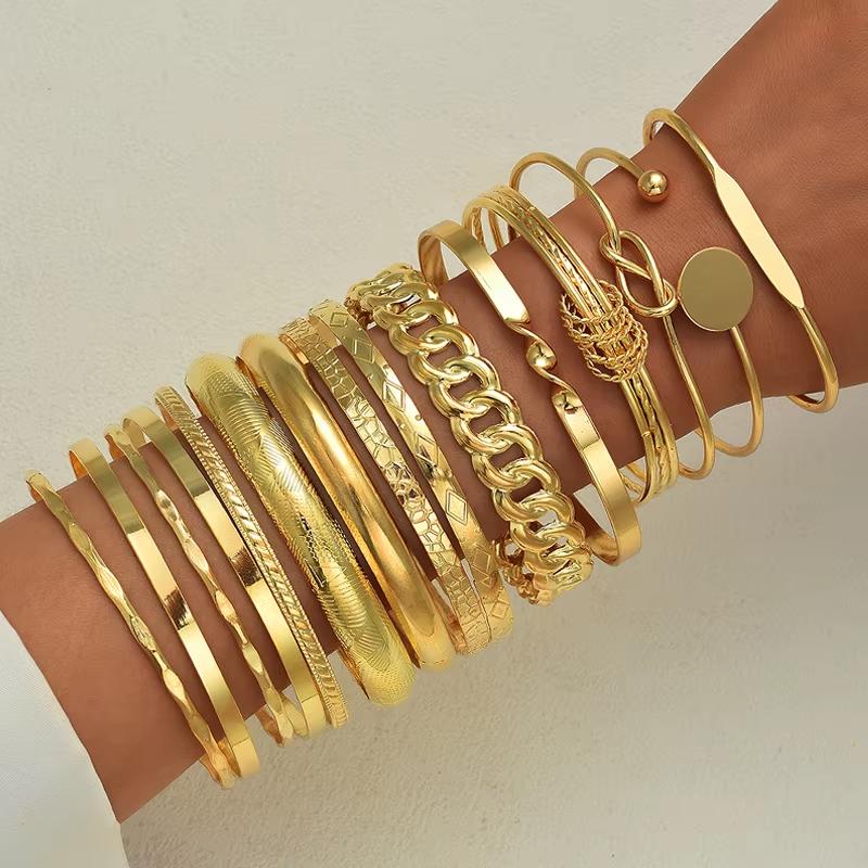 10pcs Fashion Gold Color Textured Bangle Set For Women Boho Minimalist Adjustable Layered Wristband Twist Bracelet Daily Jewelry