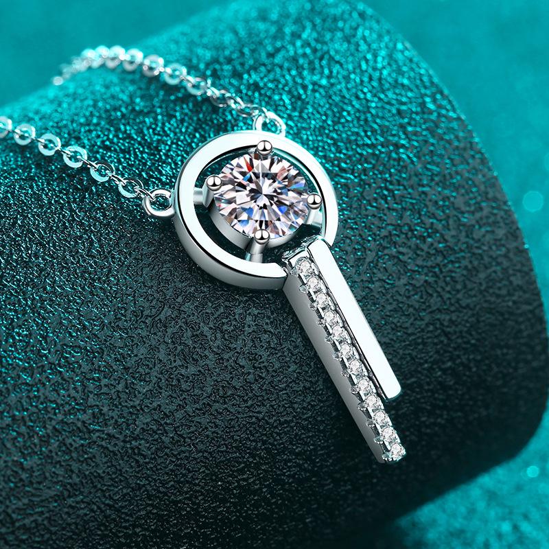 Yinbaichuan S925 Silver Moissanite Tassel Necklace for Women - Simple, Versatile Clavicle Pendant