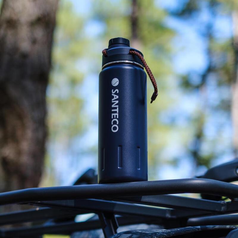 

Shengdigu Insulated Stainless Steel Sports Water Bottle 710ml