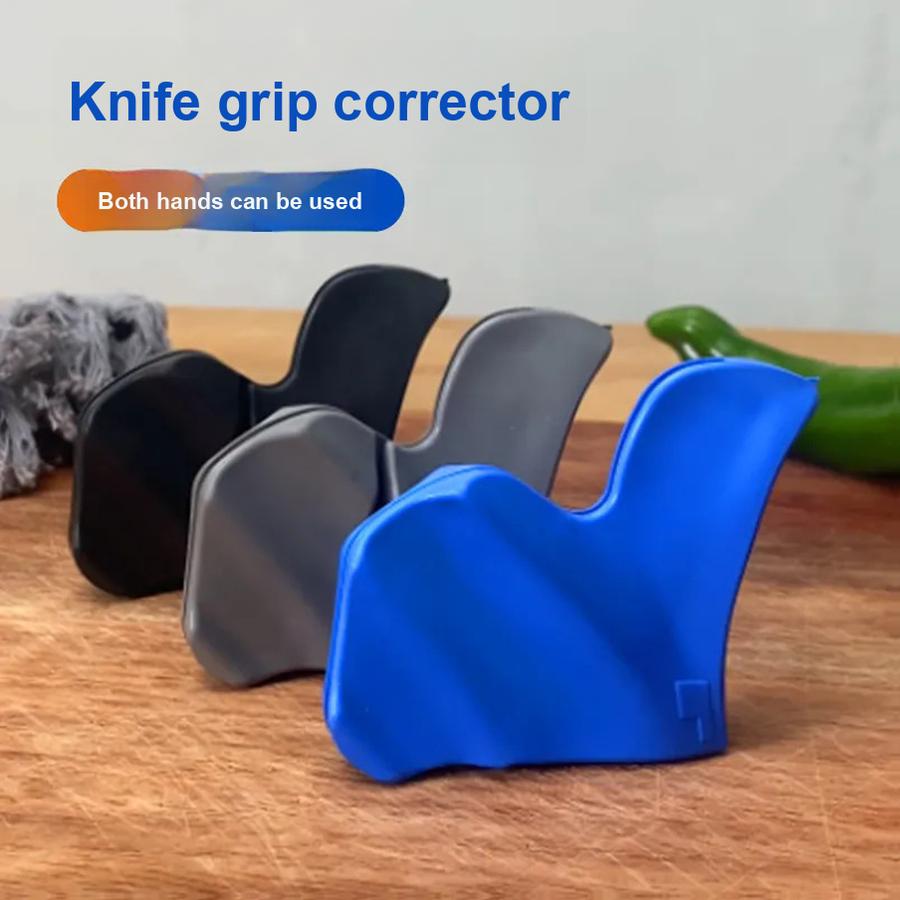 

3 pcs New Kitchen Knife Handle Protector Silicone Food Grade Anti-Scratch Pad for Cutting Board 6.6*2*6.6cm сірий колір