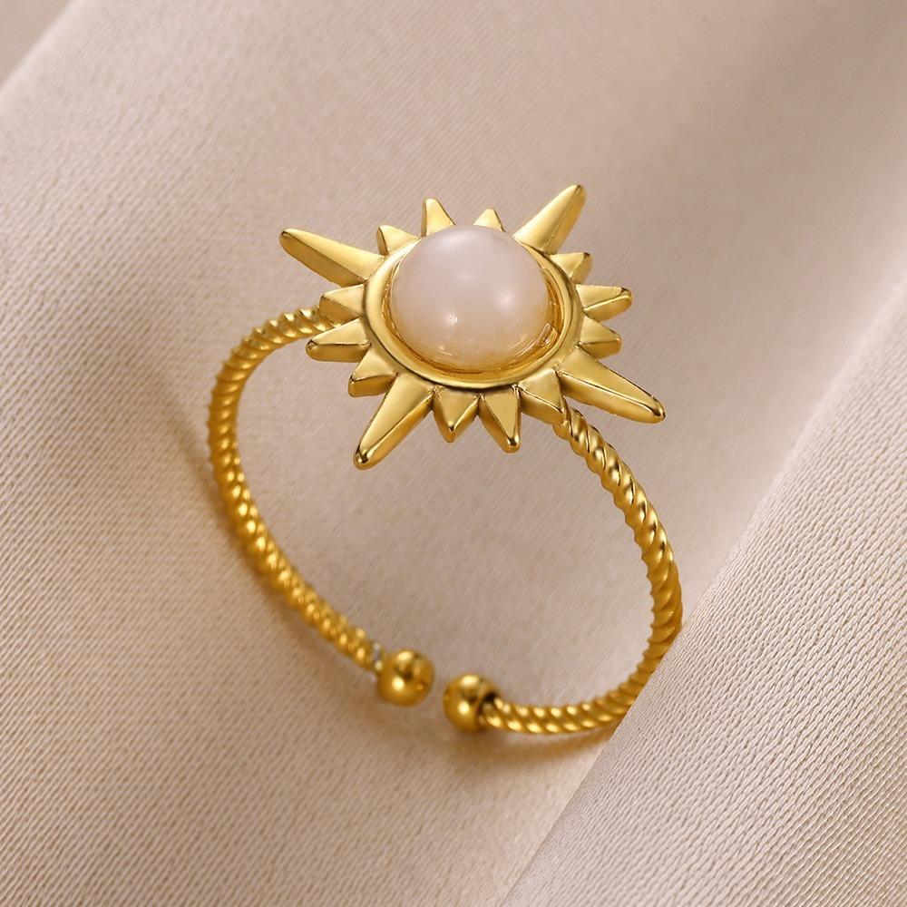 Retro Temperament Stainless Steel Gold Color Sun Flowers Adjustable Opening Rings for Women Finger Charm Jewelry Accessory Gift