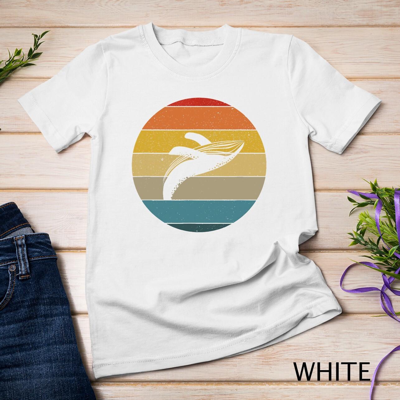 Vintage Retro Sunset Ocean Breaching Humpback Whale Unisex T-Shirt Mens Womens Tees Top 2XL