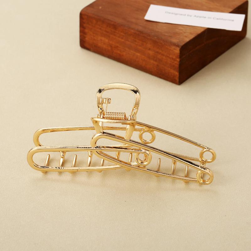 Women Zinc Alloy Hair Claw Elegant Hollow Vintage Barrettes Hairpins Hair Accessories For Girls Daily Wear