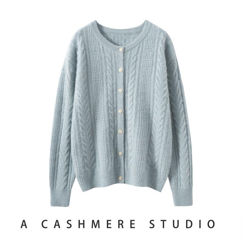 Women's Cashmere Round Neck Knit Cardigan - Autumn/Winter Retro Cable Design