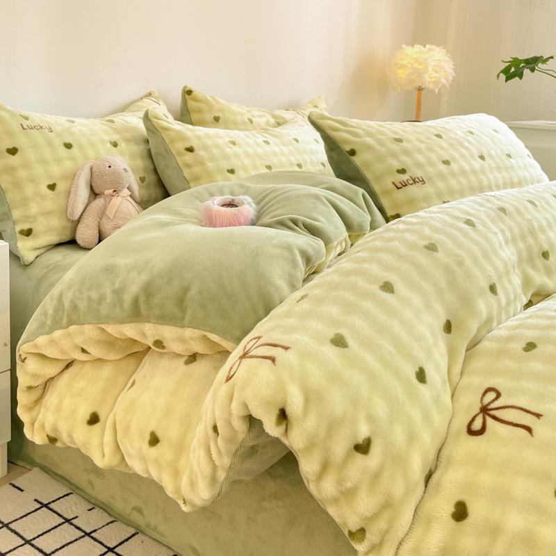 2025 Winter Fleece-Lined Velvet Bed Set: Thick Double-Sided Sheet & Duvet Cover, Dorm/Solo 3-Piece