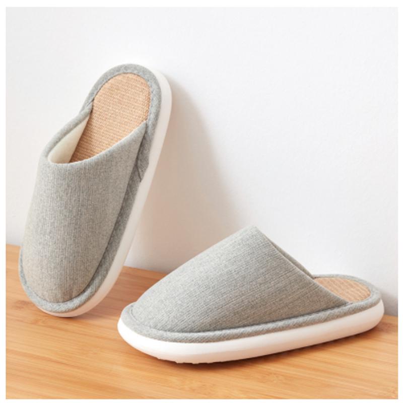 Japanese Linen Home Slippers - Silent, Non-Slip, Cotton Linen, Sweat-Absorbent, Breathable Indoor Shoes for All Seasons.