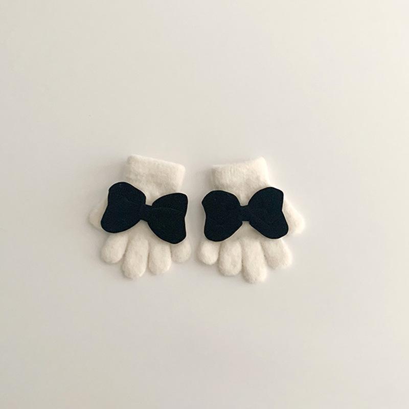 Bow Children's Gloves Sweet Koran Knit Winter Gloves for Girls Warm Cold-Proof Mittens with Fashion Design Cute Kids Wear