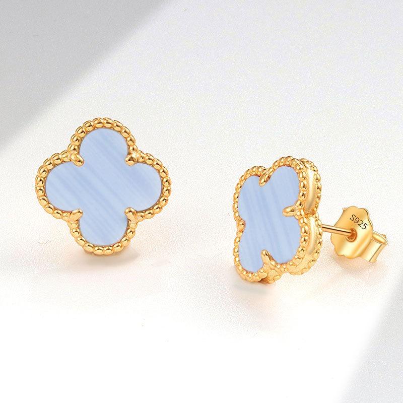 Women's Four-Leaf Clover Bracelet – 18K Gold Plated with Double-Sided Mother-of-Pearl, Elegant High-Quality Accessory, Chic and Lucky Design.