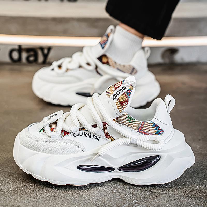 Men's shoes new 2025 spring student lightweight trend versatile sports casual shoes men's thick-soled wear-resistant dad shoes