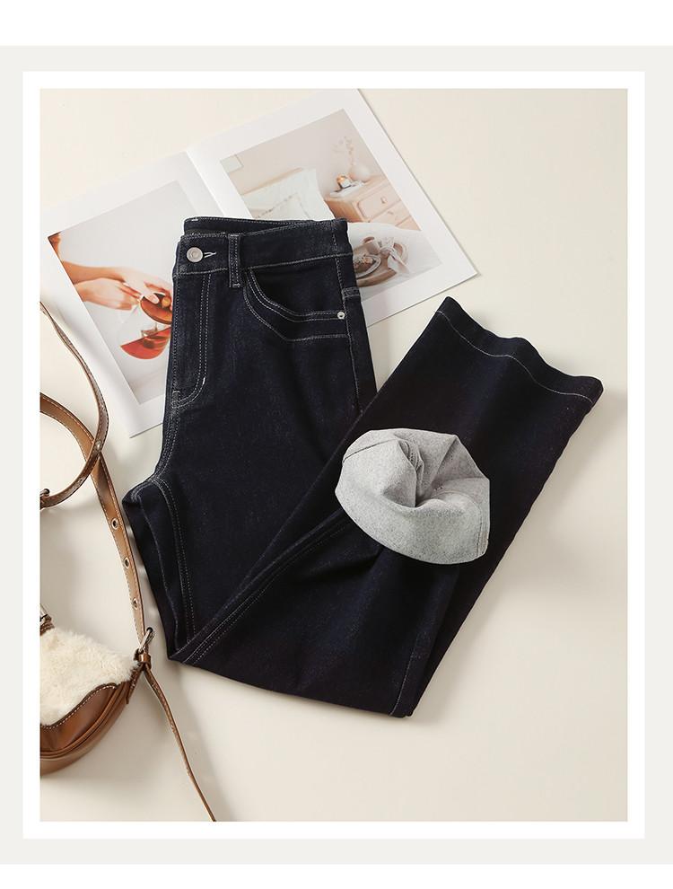 Thick brushed high waisted slightly flared jeans for women in winter 2026, fashionable and versatile, slimming flared pants