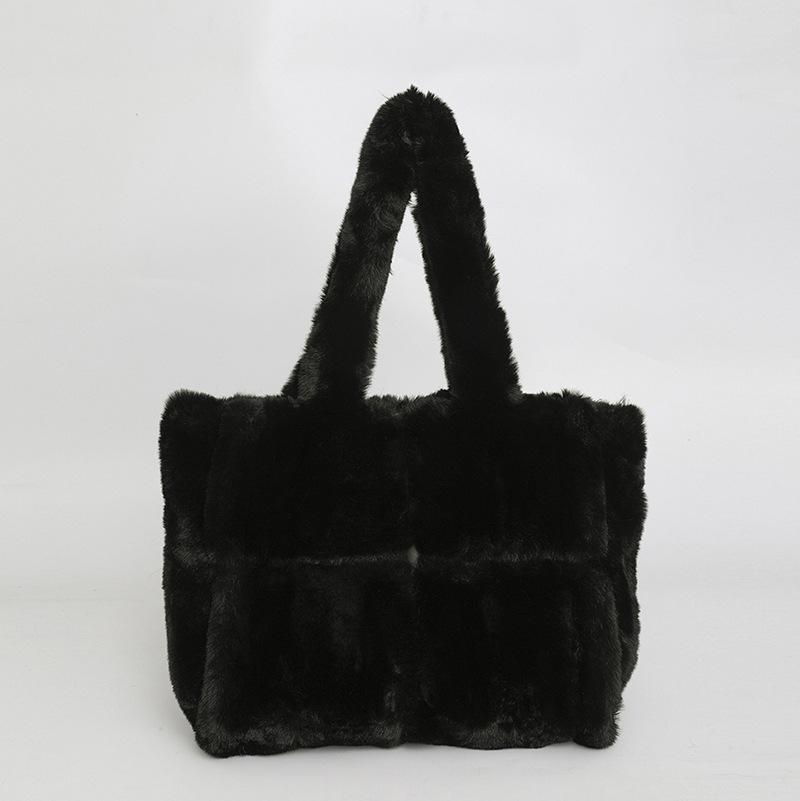 New Plush Women's Handbag, Large Capacity Shoulder Bag, Suitable for Shopping and Shopping, Winter Women's Armpit Bag