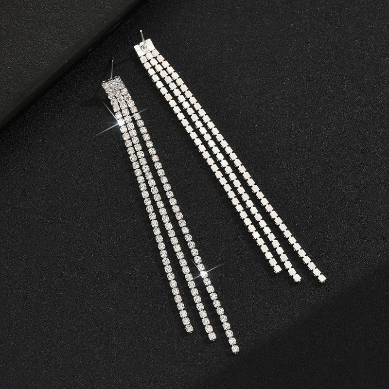Temperament Luxury Fringed Rhinestone Earrings Women's Versatile Chain Long Three-Row Fringed Diamond Earrings Earrings