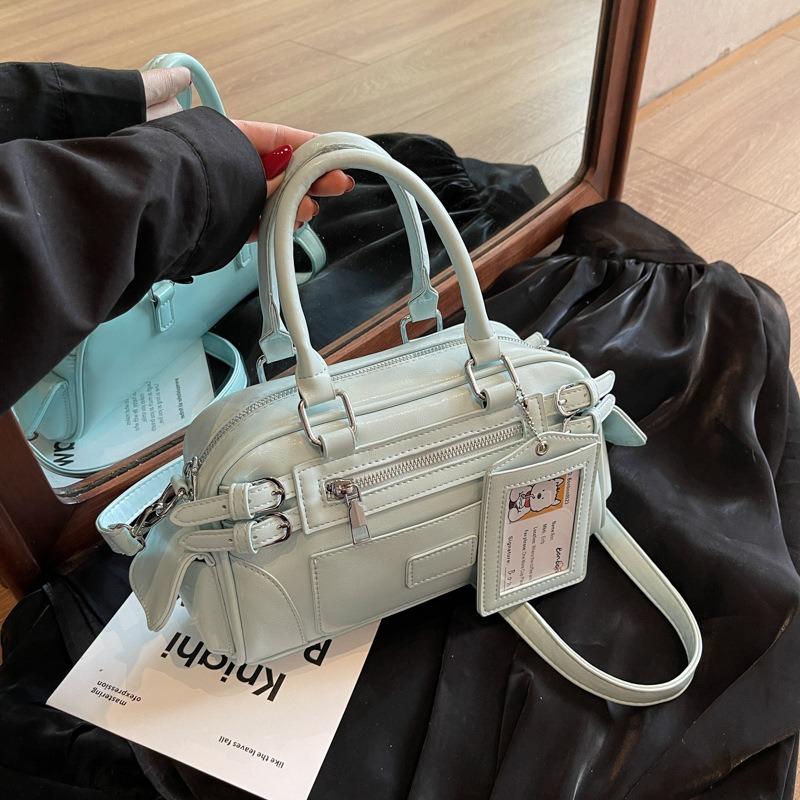 Premium Texture Underarm Bag Women's New Niche Versatile Fashion Commuter Locomotive Bag Portable Shoulder Messenger Bag