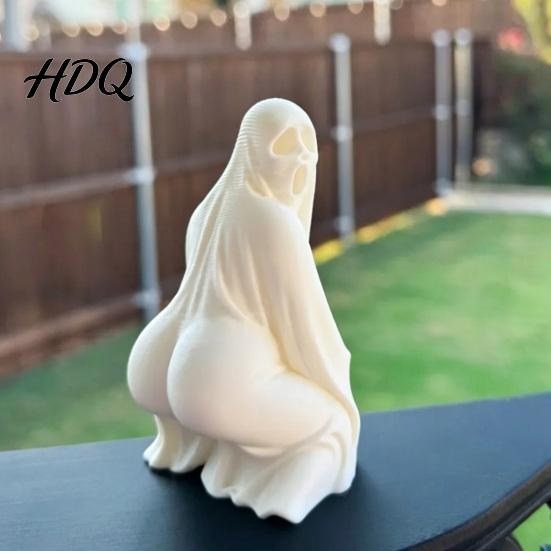 Creepy Ghost Collectible Halloween Figurine, Funny 3D Printed Scream Statue Decoration for Desk, Tabletop, Mantel, Shelf, Spooky Home Decor