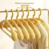 Thickened Wide Shoulder Non-Slip Plastic Hanger: No Bumps, Ideal for Coats and Clothes