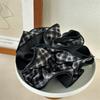 Vintage Plaid Scrunchies Large Hair Tie for Women Aesthetic Casual Weekend Look Fashion Hair Accessory