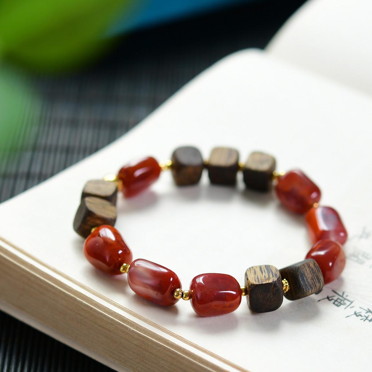 Agarwood Qinan & Nan Hong Agate 925 Silver Bracelet (Oil Free) 8mm