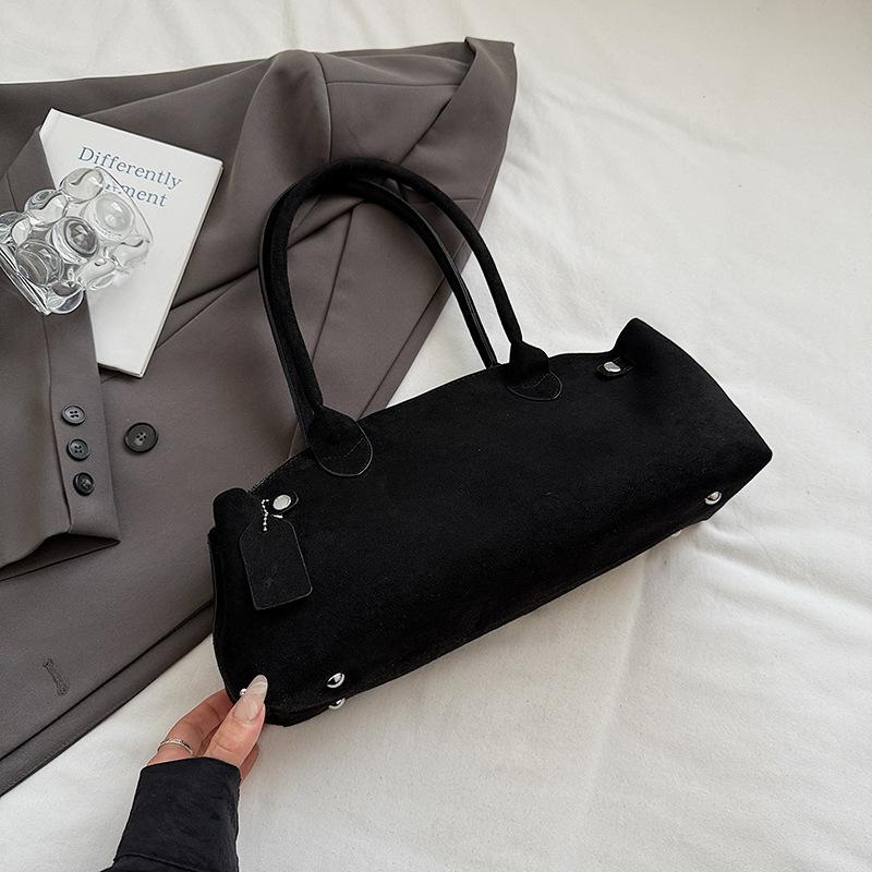 

Замшевая портативная сумка-подушка женская летняя новая сумка подмышку высококачественная сумка на плечо сумка для боулинга чёрный