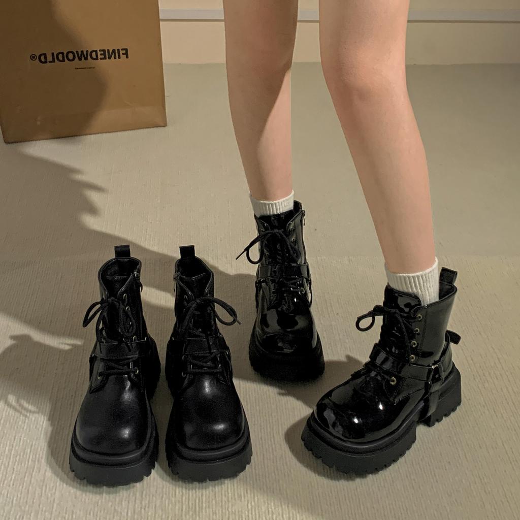 Black high-end retro thick-soled Martin boots women's 2025 new autumn with skirt, thin legs and long short boots