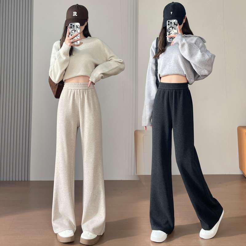 

Petite Loose-Fit Micro-Flare Pants—Velvet Lined, Elastic Waist, Cropped Length for Women S