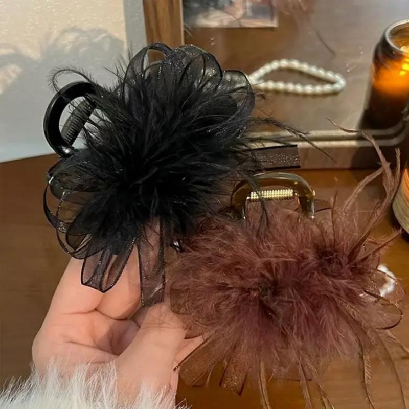 Elegant Feather Large Hair Claw For Women Girls  Hair Clips Versatile Shark Clip Exquisite Hair Accessories Gifts