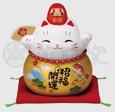 Yakushigama Ayaka Daruma Lucky Cat Luck Enhancement Feng Shui Ornament Interior Cat Cat White Height (Kinfuku Fan, Small) [7692] Size 9(cm)