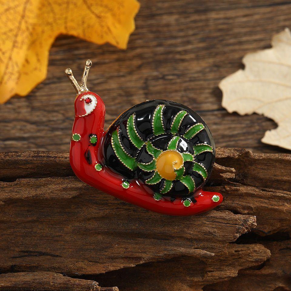 

Enamel Snail Brooch Creative Rhinestone Animal Pin Men s and Women s Outerwear Accessories Fashion Badge Gift