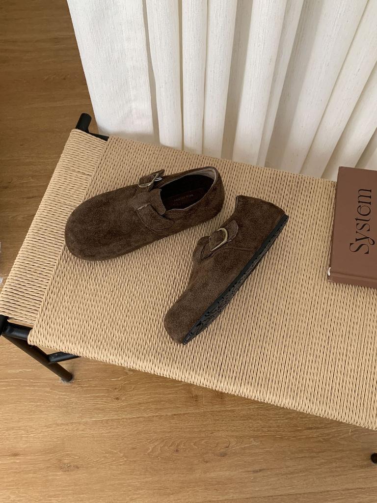 2025 Winter New Retro Velvet Warm Versatile Lazy Round Head One Pedal Soft-soled Shoes Women Wear