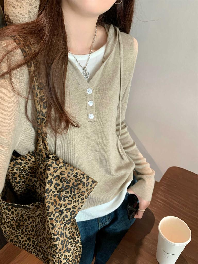 Contrasting color fake two-piece hooded knitted sweater for women's spring and autumn casual lazy outside with long-sleeved shirt top