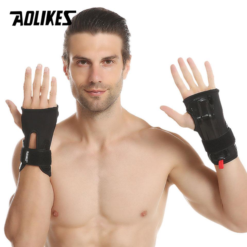 Aolikes 1Pair Ski Wrist Support Gear Hand Protection Roller Palm Pads for Snowboard Skating Guard Men Women