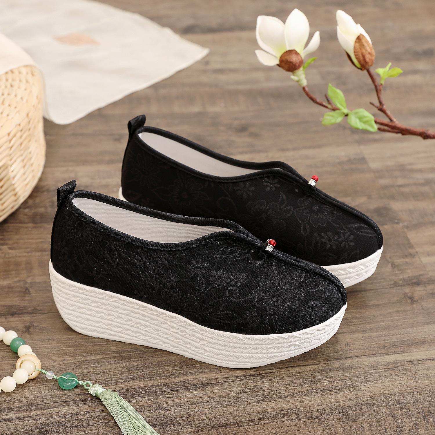 

Женская обувь Hanfu Tianlian 2025: Однотонный темный цветочный принт, мягкая подошва, дышащие, национальный стиль, древний дизайн для медитации для студентов. Size 40