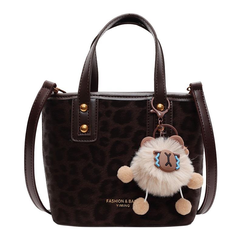 High-quality Wholesale Korean Trend Leopard Print Matte Texture Portable Bucket Bag Female Versatile Commuter Foreign Style Messenger Bag