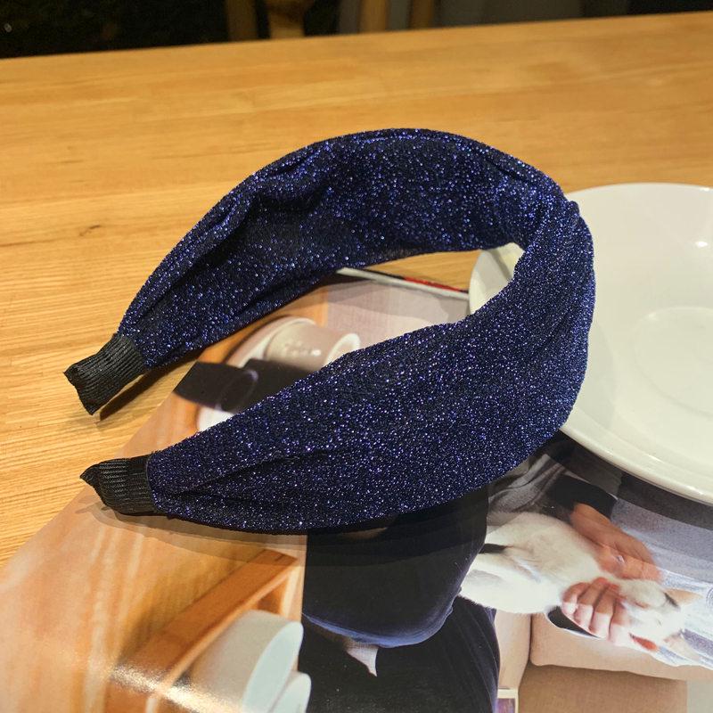 Solide Glanzende Fluwelen Kruiskop Haarbanden Haarbanden Voor Feest Handgemaakt Luxe Flanellen Haaraccessoires Hoofddeksel Hoofddeksel beige