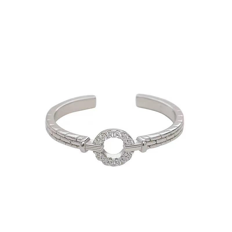 925 Sterling Silver O-Shaped Ring for Women: Fashionable Open Design, Light Luxury, Cold Style Index Finger Accessory.
