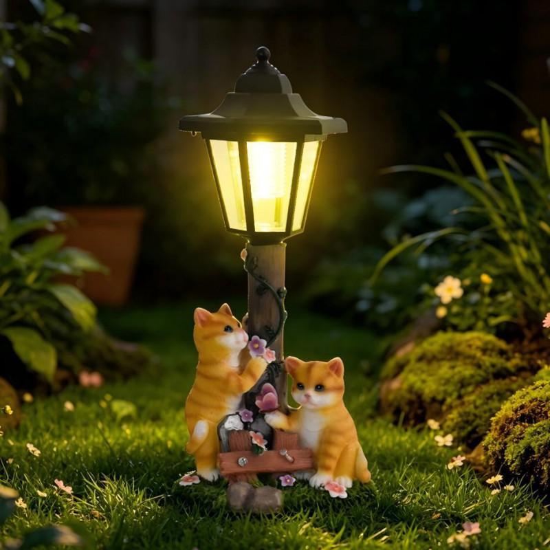 Solar-Powered Cat Resin Garden Ornament Outdoor Pathway Decor Waterproof Lawn Statue In American Style