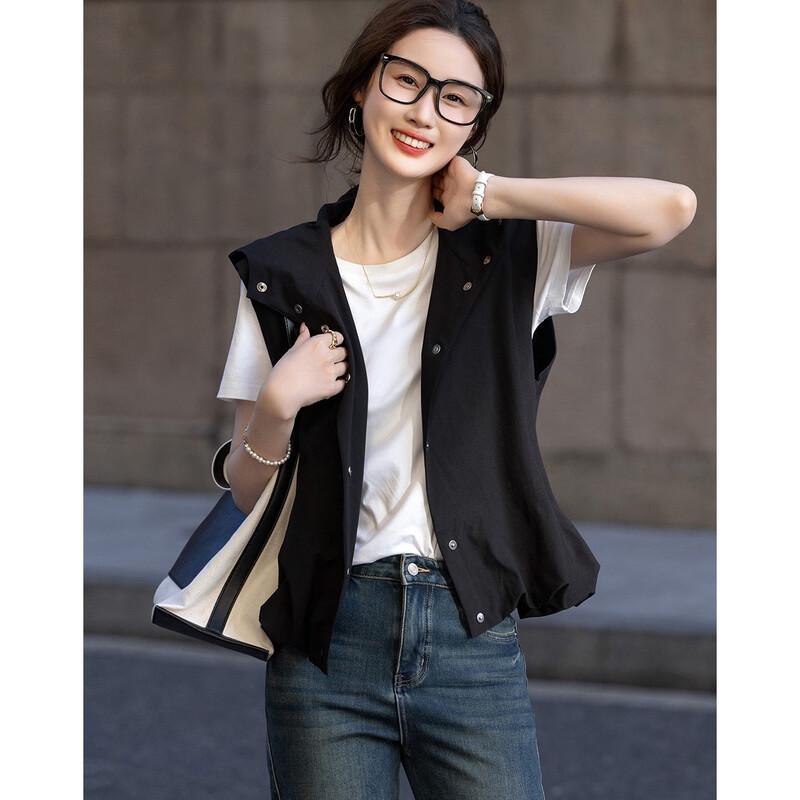 Женская осенняя безрукавка с капюшоном и кнопками Demana M