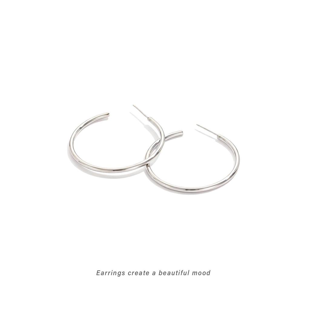 Y2K Millennium Silver Tone Hoop Ear Clips for Women - Cool, No Piercing, Large Round Earrings, European-American Style Aesthetic