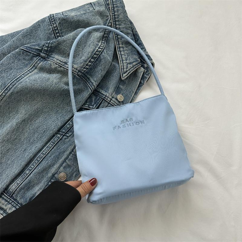 Fashionable Retro Shoulder Bag For Women Chic Bucket Style Daily Use Tote Available In Multiple Colors