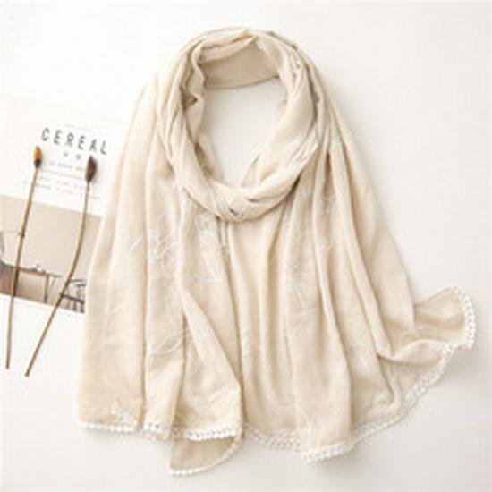 Unisex Autumn/Winter Scarf: Soft Cotton-Linen & Silk Feel, Paisley, Tassel Design - Ideal Travel Shawl.