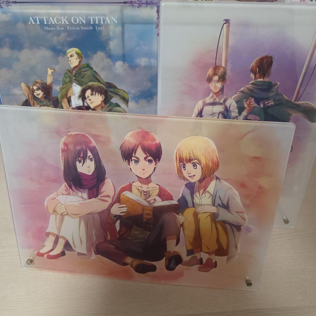Used Attack on Titan acrylic board set of 3
