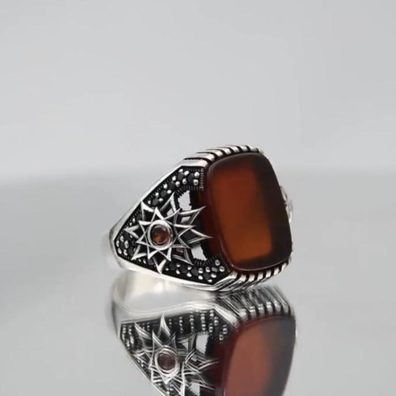 

European and American new fashion punk style imitation chalcedony inlaid retro personalized boys ring 12&Silver Plated красный
