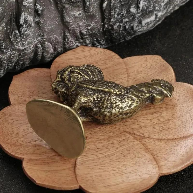 Retro Brass Cock Copper Ornaments Rooster Figurines Creative Antique Twelve Zodiac Chicken Portable Crafts Collection Tea Pet